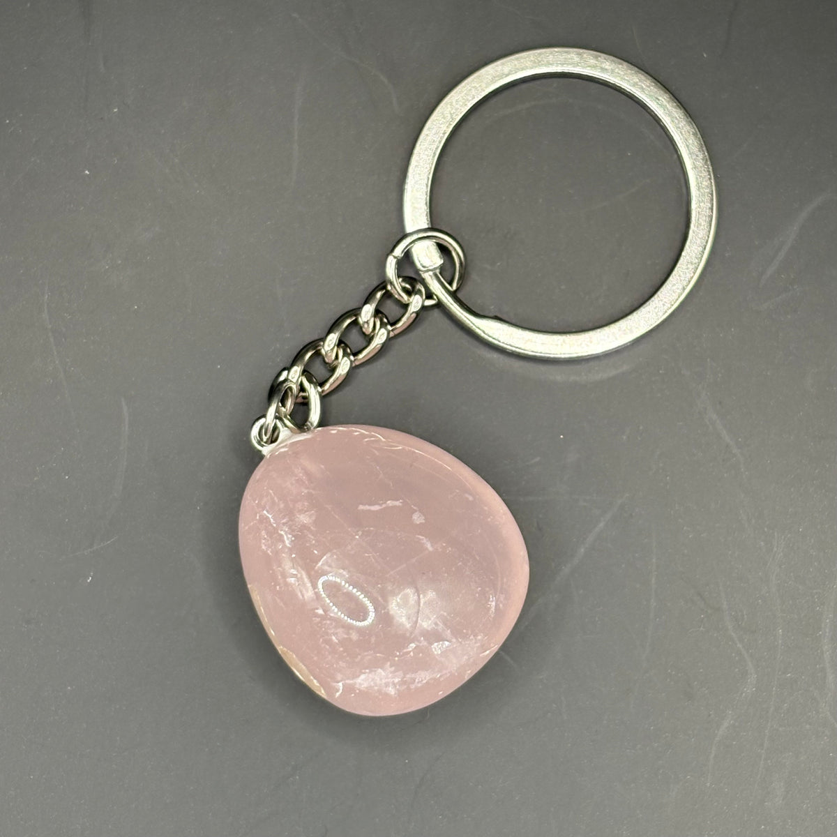 Porte-Clés Quartz Rose roulée 3cm