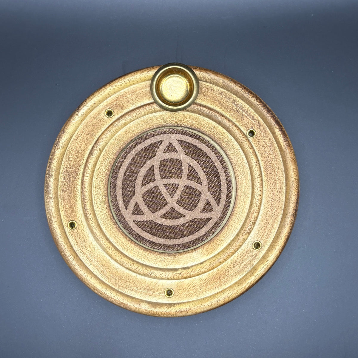 Porte-Encens Bois Rond Triquetra 10cm