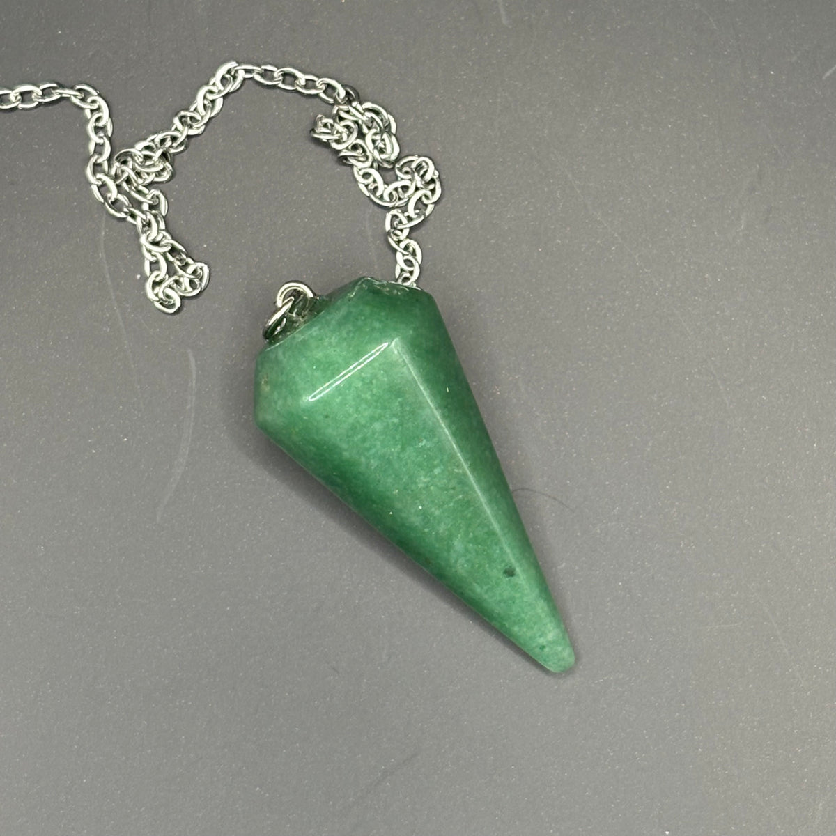 Pendule conique Aventurine Verte 3.5cm
